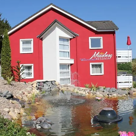 Maarhoehe In The Maarberg Feriehus *