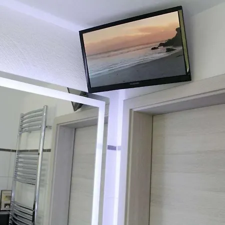 Maarhoehe In The Maarberg * Schalkenmehren