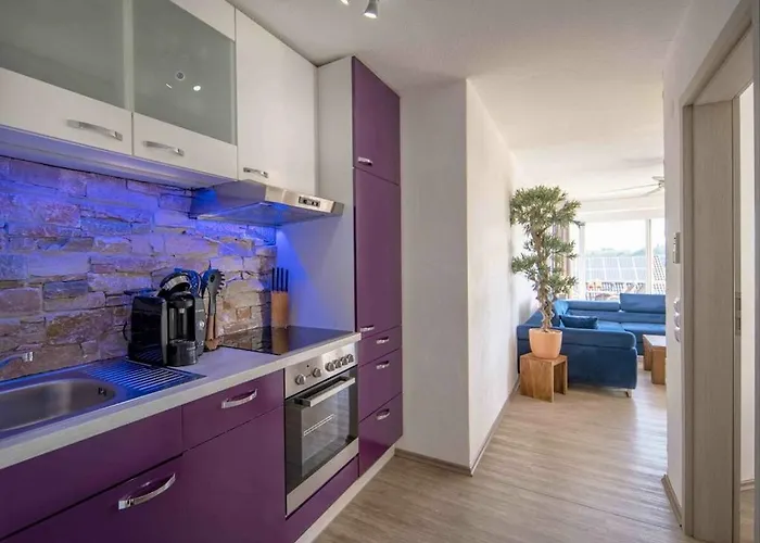 Maarhoehe In The Maarberg 度假居