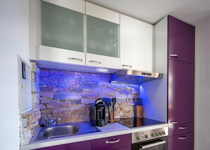 Maarhoehe In The Maarberg 汉格莫仁