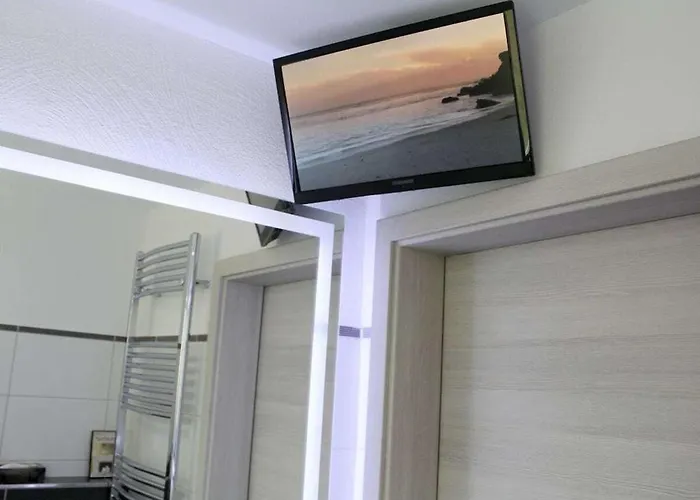 Maarhoehe In The Maarberg * 汉格莫仁