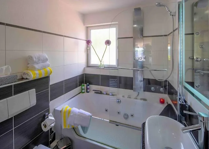 Maarhoehe In The Maarberg 度假居 *