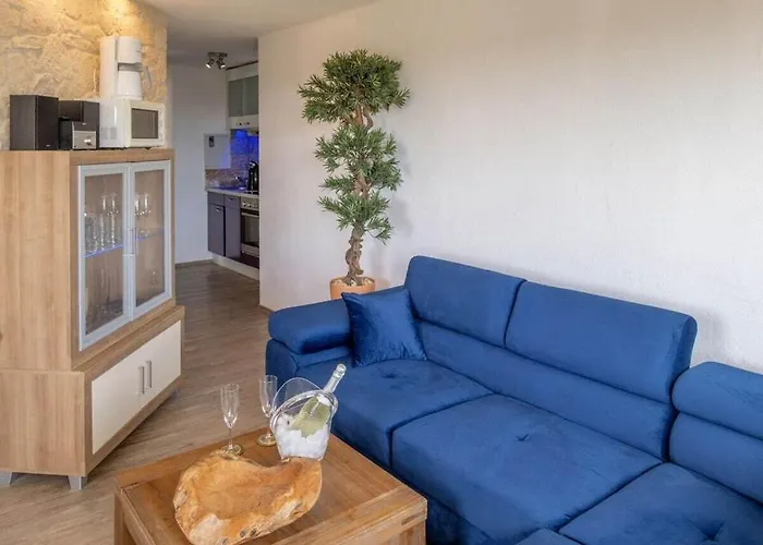 Maarhoehe In The Maarberg