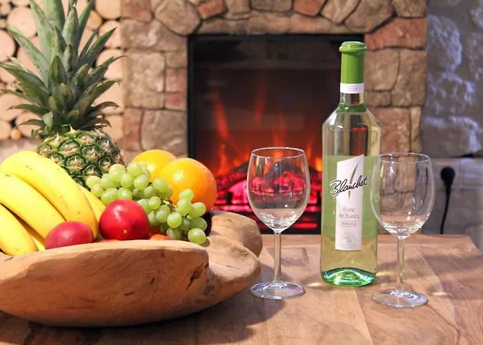 Maarhoehe In The Maarberg * 汉格莫仁